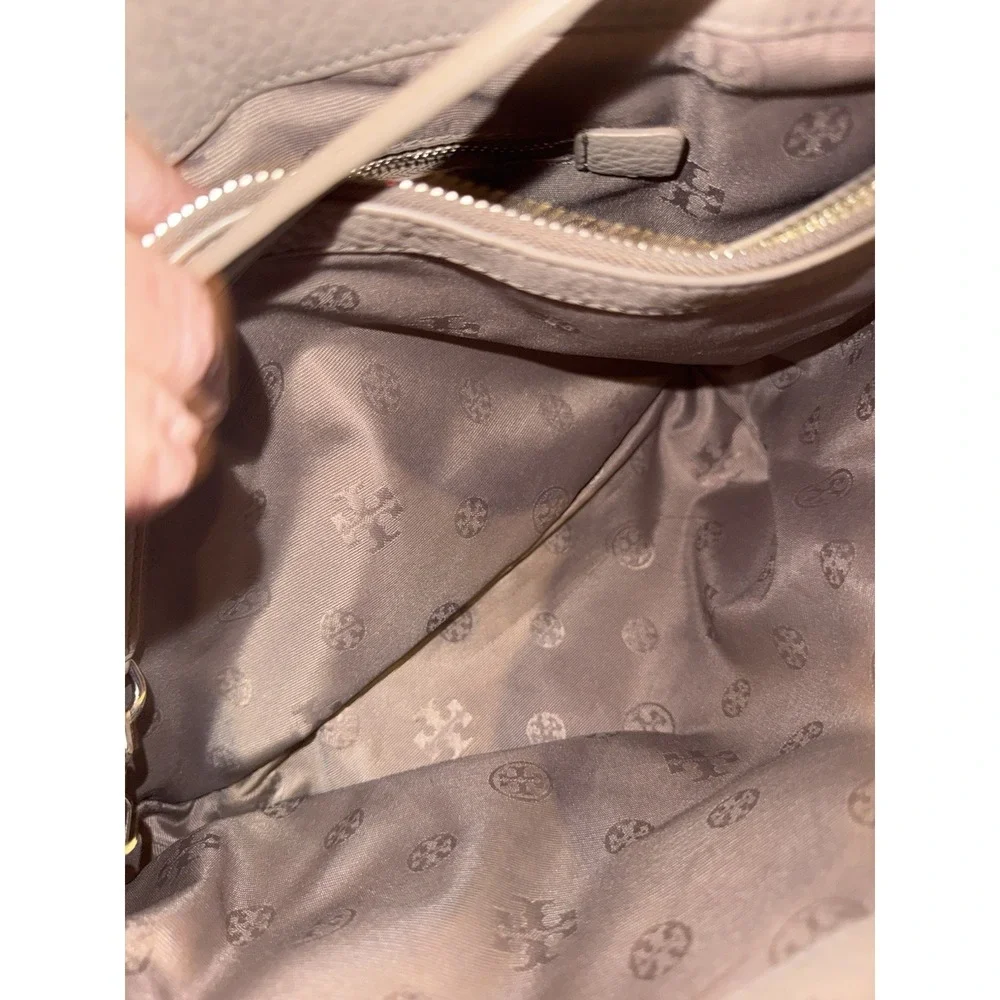 Tory Burch Britten French Grey Shoulder Bag‎ Pebbled Leather Chain Slouchy Tote